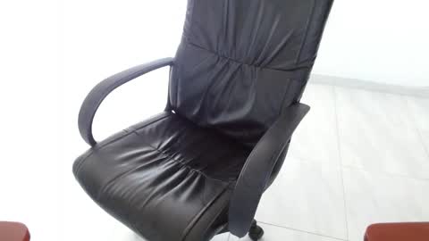 Aureliano online show from April 6, 10:22 pm