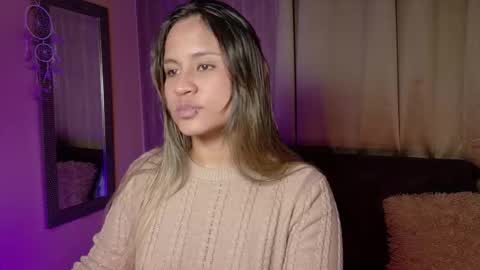 aurora_collins08 online show from September 19, 4:54 pm