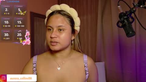 aurora_collins08 online show from February 21, 3:21 pm