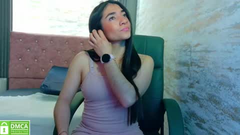 Snapshot of aurora_jones1 chatting on September 16, 3:53 am Aurora online show from September 16, 3:53 am