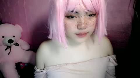 cute online show from November 12, 6:49 am