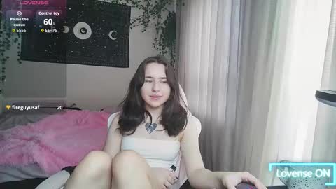 Aurora online show from October 13, 4:14 am