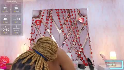 Ariana online show from September 18, 9:30 pm