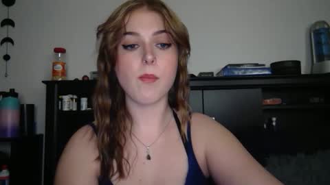 auroralightz1 online show from December 2, 2:54 am