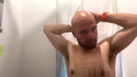 aussieboycal online show from July 18, 8:00 pm