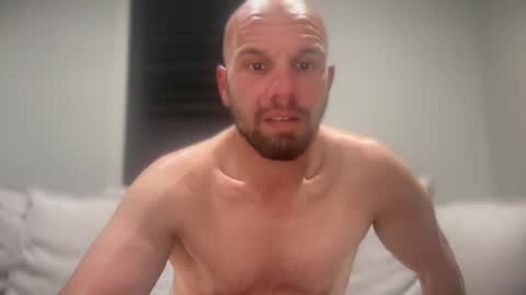 aussieboycal online show from June 20, 12:22 pm