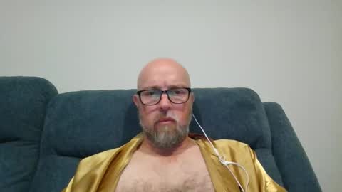aussieguy73 online show from November 6, 12:08 pm