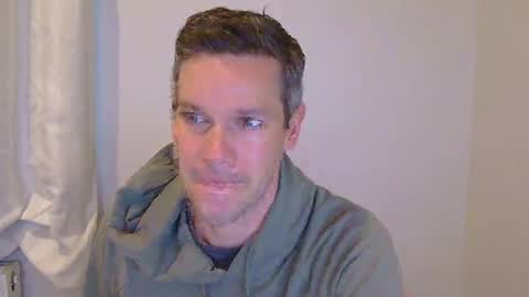 aussiesurfer0000 online show from February 17, 9:32 pm