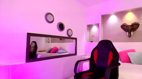 AUSTIN  online show from September 23, 3:22 am