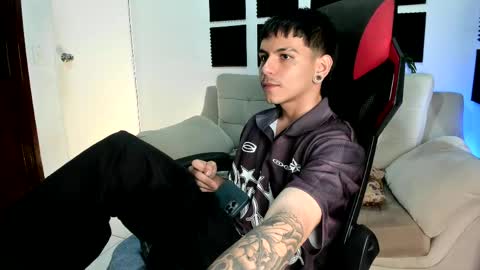 Austin online show from April 15, 7:58 pm