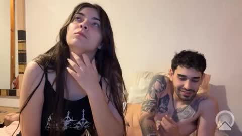 austinavril online show from February 28, 1:53 am