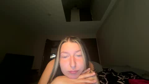 autumn2704 online show from September 28, 2:59 pm