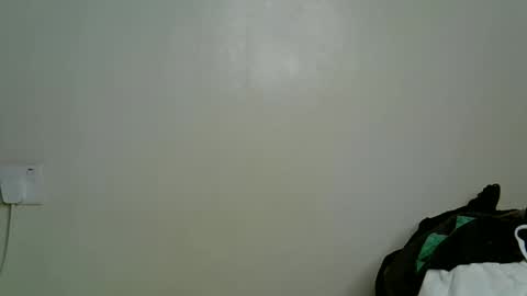 autumnbeagle online show from October 20, 7:35 am