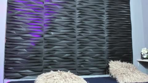 ava_jones_1 online show from November 26, 4:04 pm