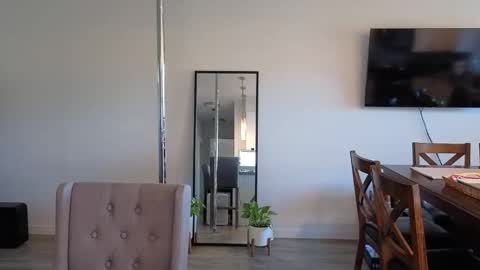 Little Ava  online show from April 3, 6:26 pm