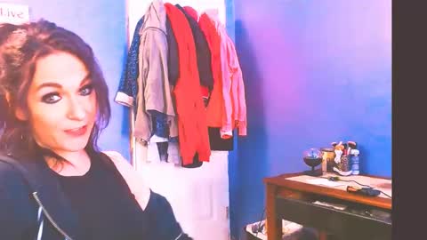 avamae online show from February 1, 1:20 pm