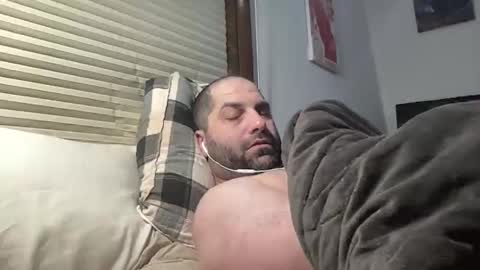 averagejoe345977 online show from February 25, 8:12 pm