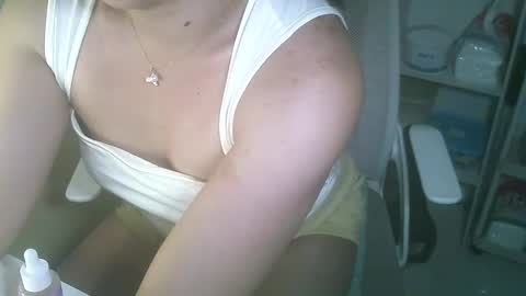 Rhian online show from March 10, 1:00 pm