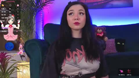 AveryWillow online show from February 9, 10:23 pm