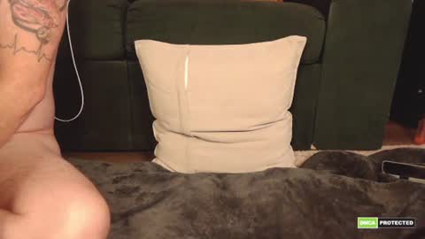 AvgMomAndDad waxed bigtits shaved fakebody married momanddad pussy buttplug online show from June 11, 2:53 am