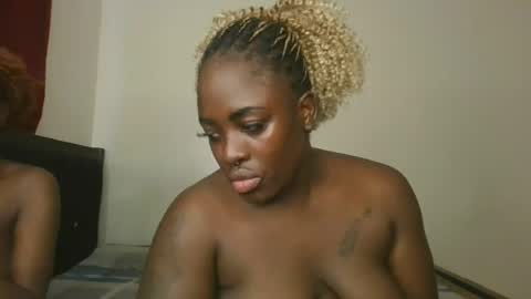 avian_babe1 online show from July 30, 8:37 am