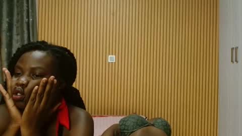 Avian online show from November 22, 9:35 pm