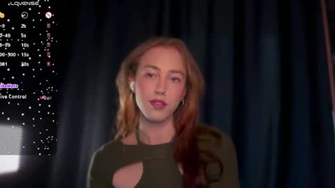 avril_pearly_ online show from March 16, 11:03 am