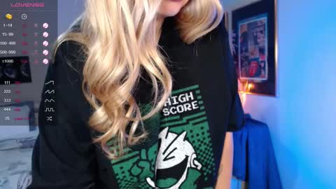 Avrill Morgan online show from February 17, 8:16 pm