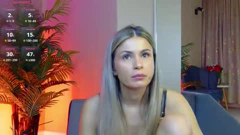 AVRILL CYRUX online show from November 19, 8:02 am