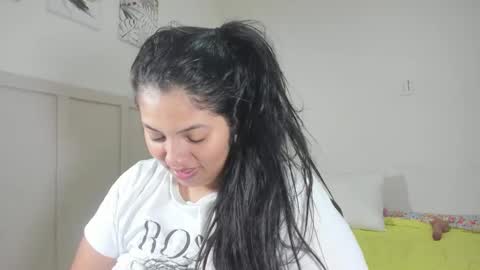 avrilrizox online show from January 12, 11:39 am