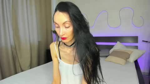 Avrora online show from May 1, 9:25 am