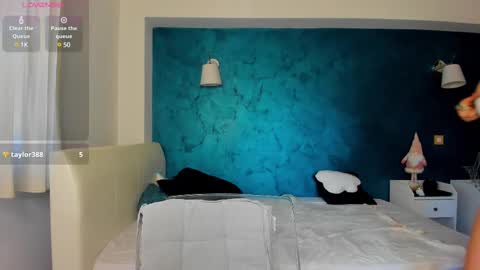 Jolie online show from March 8, 8:33 am