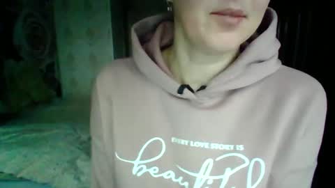 awesomeladyy online show from January 18, 8:20 am