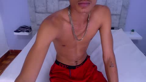 axel_diamond online show from February 20, 4:14 pm