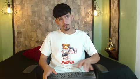 axel_draven online show from March 26, 12:10 pm