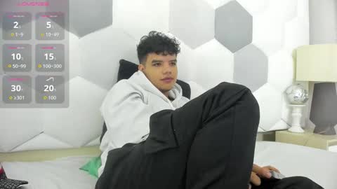 Axel Forte online show from December 5, 1:31 pm