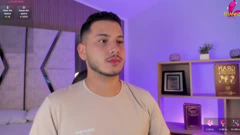 axel_grey_ online show from June 5, 12:32 pm