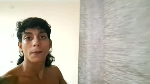 axel_rosse2 online show from July 14, 7:24 am