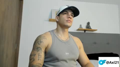 INDEPENDENT MODEL  online show from March 3, 3:57 am