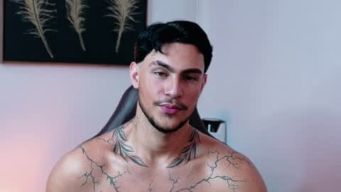 axelblack7 online show from August 3, 7:32 am