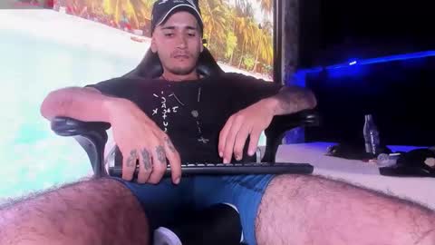 Axell Cross2 online show from March 14, 6:34 pm