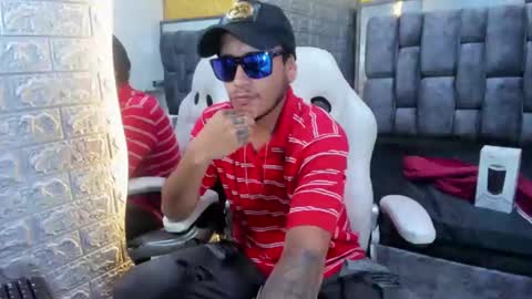 Axell Cross2 online show from February 13, 8:03 pm