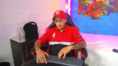 Axell Cross2 online show from February 22, 7:27 pm