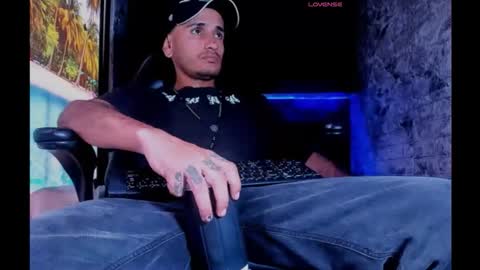 Axell Cross2 online show from March 12, 4:55 pm