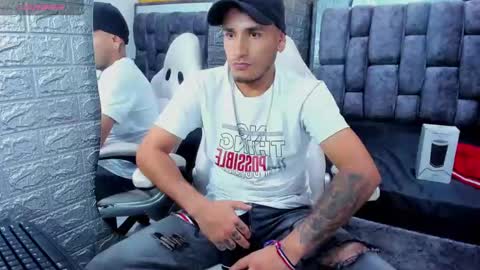 Axell Cross2 online show from February 22, 12:05 am