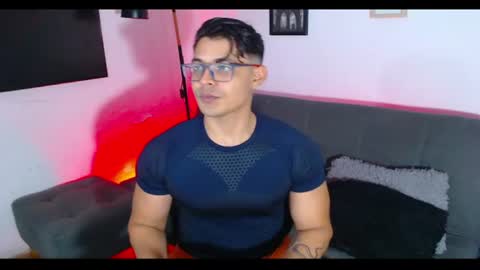 axell online show from August 9, 1:27 am
