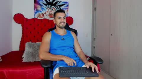 Axel online show from November 24, 7:01 pm