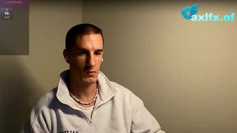 Snapshot of axl_fx chatting on September 26, 1:57 am Axl online show from September 26, 1:57 am