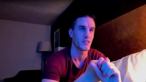 Snapshot of axl_fx chatting on February 13, 6:20 am Axl online show from February 13, 6:20 am