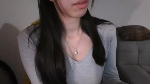 axue online show from November 30, 2:29 am